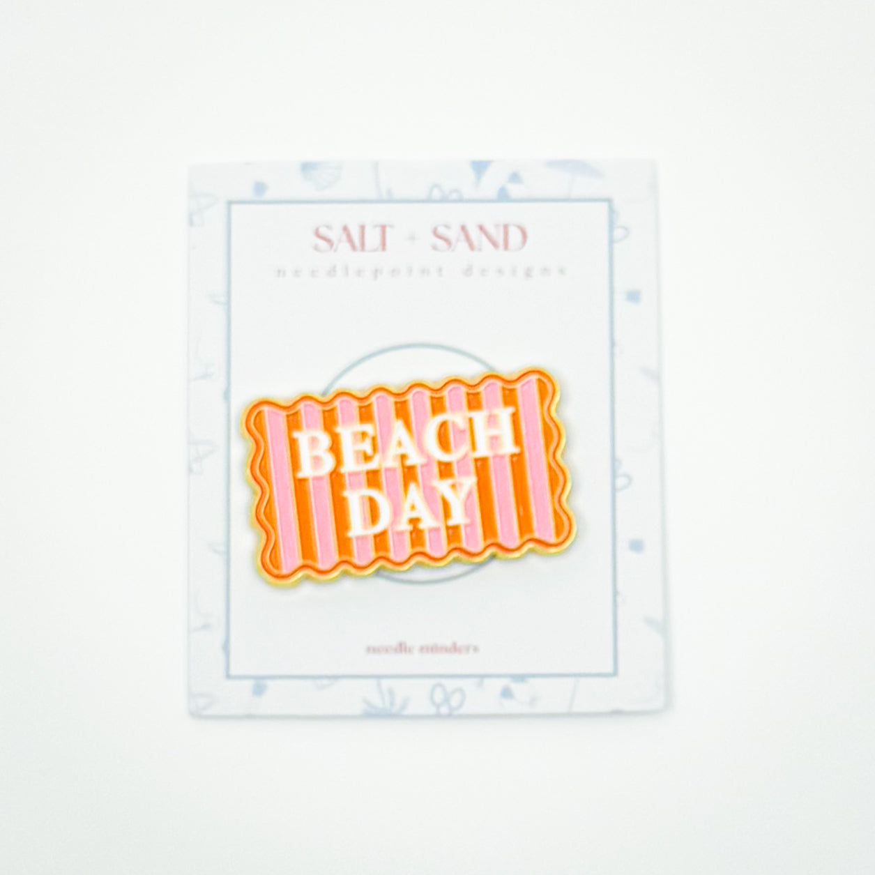 Beach Day Needle Minder