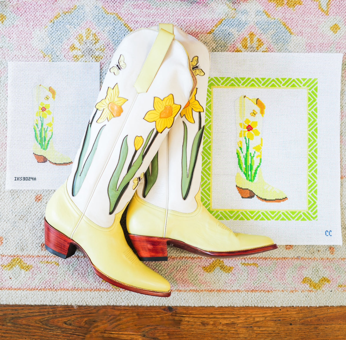 Daffodil Paloma Boot Ornament