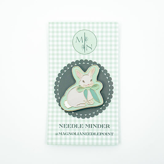 Green Bow Bunny Needle Minder