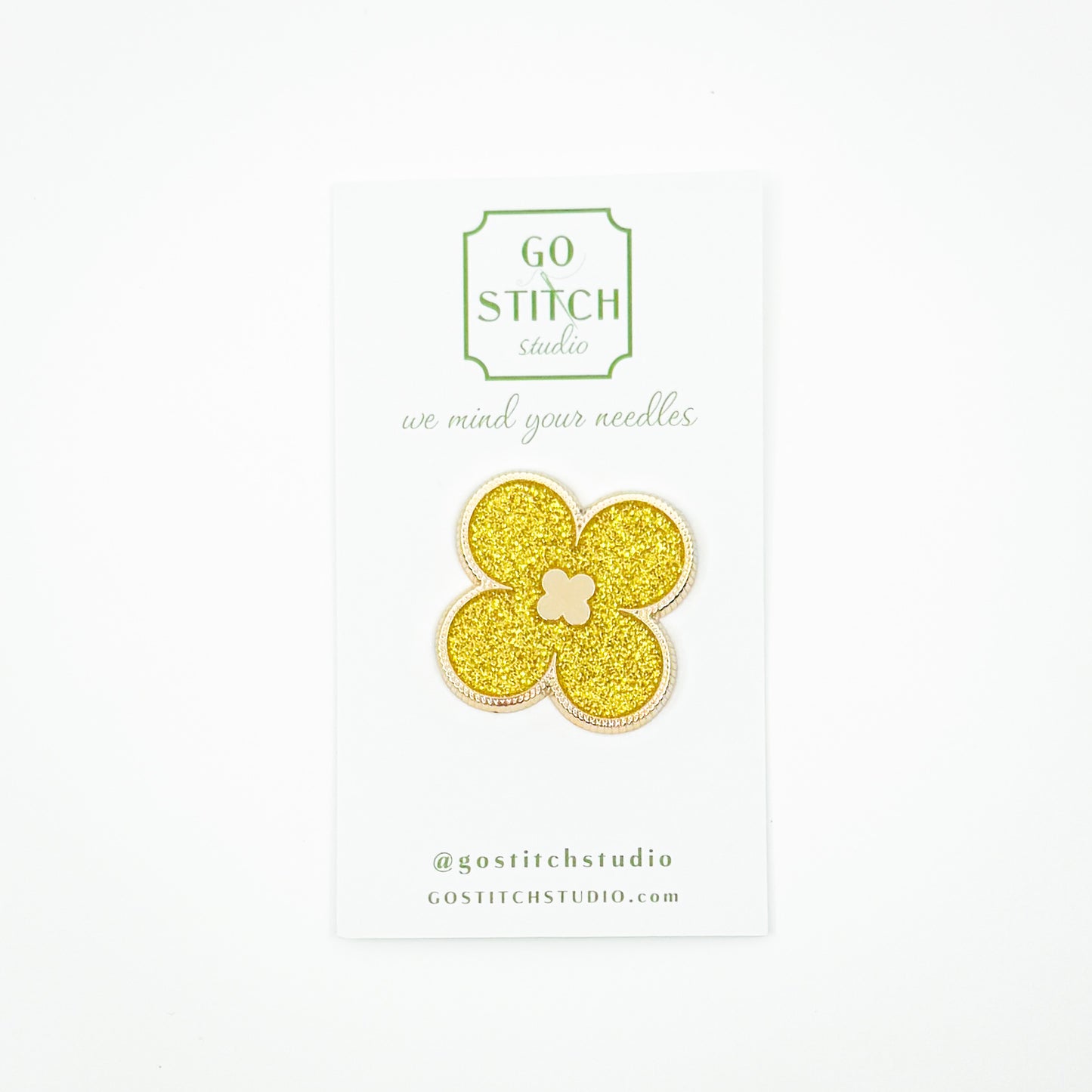 Gold Clover Needleminder