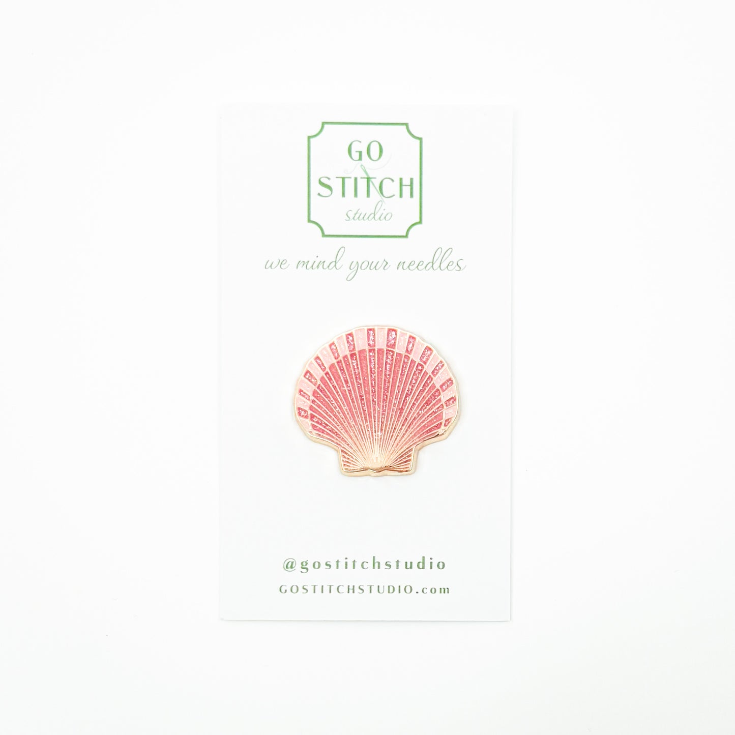 Pink Glitter Scallop Seashell Needle Minder