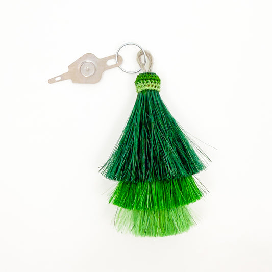 Tri-Tassel Green Horse Hair Needle Threader